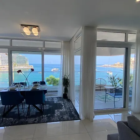 Apartment Seafront Luxury 2 Bedroom 3 Bathroom In St Julian's