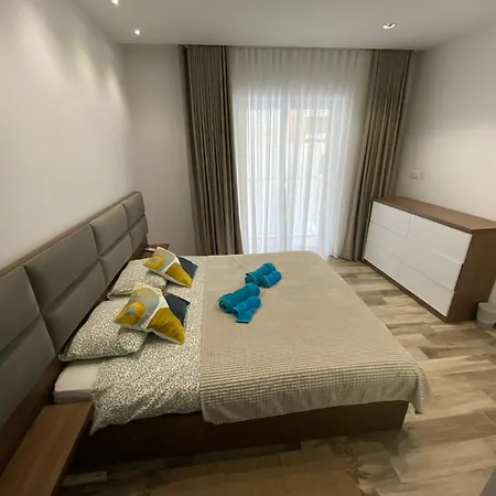 アパート Seafront Luxury 2 Bedroom 3 Bathroom In St Julian's Saint Julian's