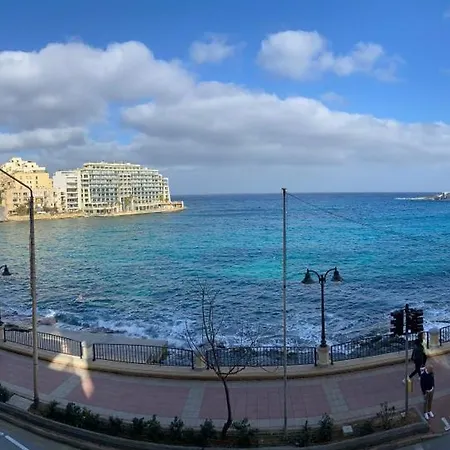 아파트 Seafront Luxury 2 Bedroom 3 Bathroom In St Julian's Saint Julian's