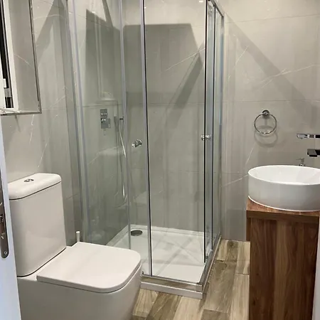 Seafront Luxury 2 Bedroom 3 Bathroom In St Julian's 아파트 Saint Julian's