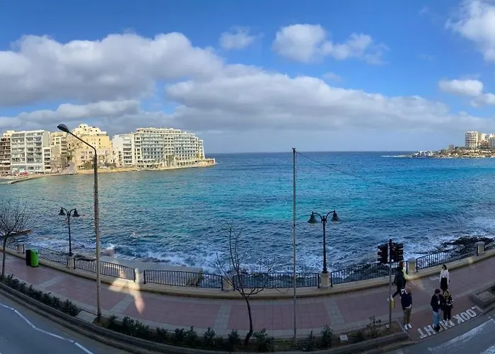 아파트 Seafront Luxury 2 Bedroom 3 Bathroom In St Julian's Saint Julian's