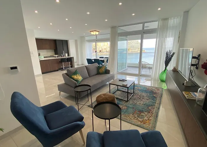 아파트 Seafront Luxury 2 Bedroom 3 Bathroom In St Julian's *