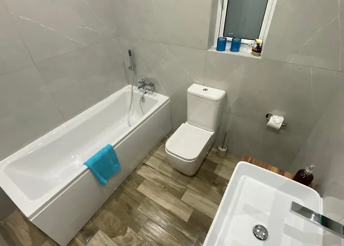 Seafront Luxury 2 Bedroom 3 Bathroom In St Julian's 아파트 Saint Julian's