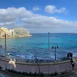 Διαμέρισμα Seafront Luxury 2 Bedroom 3 Bathroom In St Julian's Saint Julian's