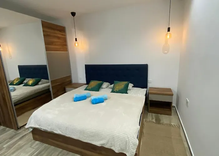 Seafront Luxury 2 Bedroom 3 Bathroom In St Julian's * St. Julian's